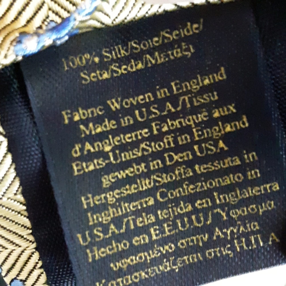 ๐๏ธ Brooks Brothers Necktie - Picture 3 of 5